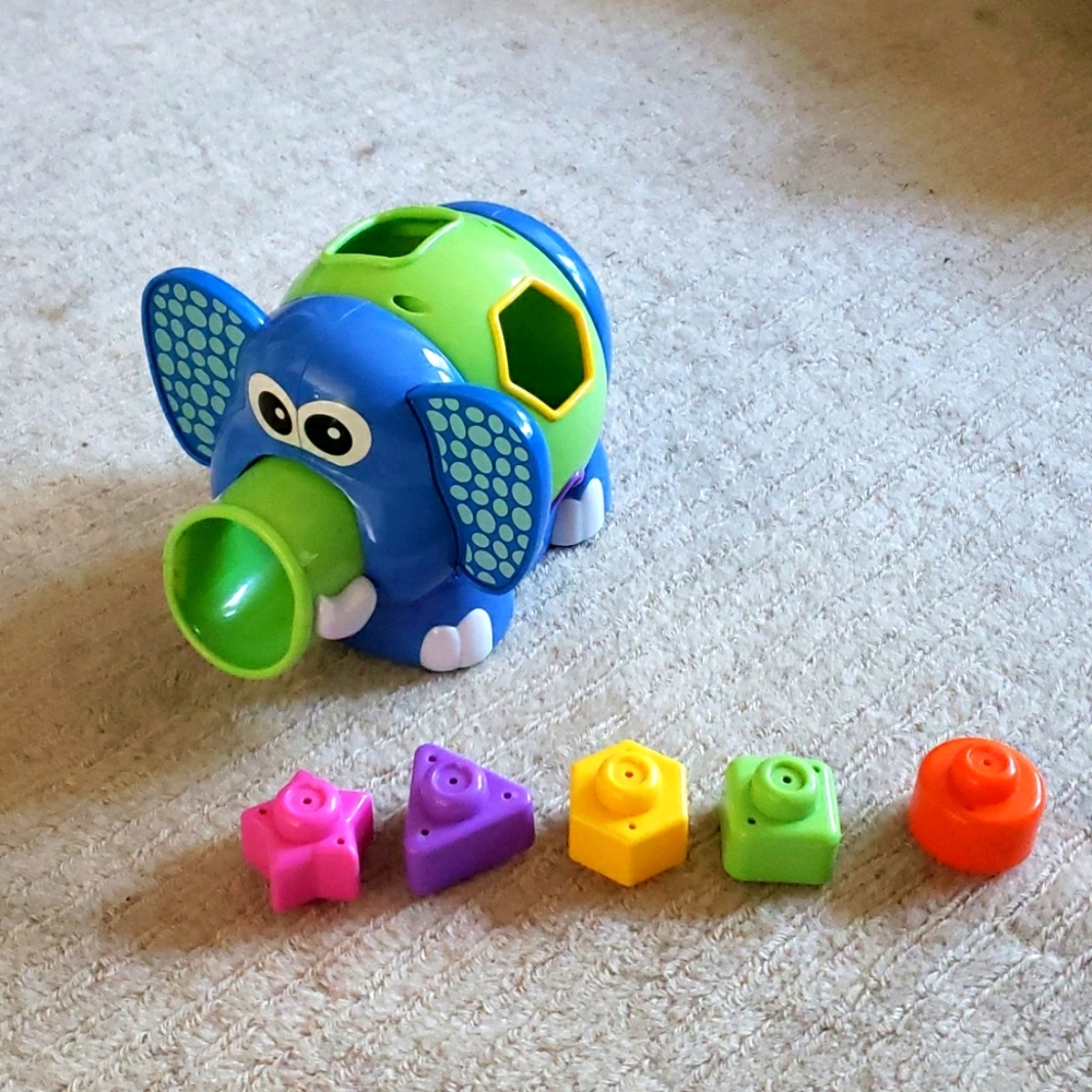 Infantino Elephant